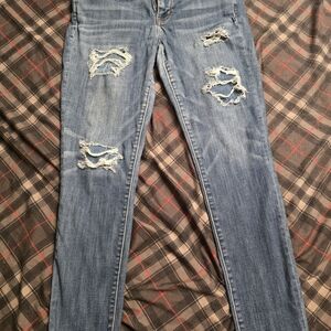 American Eagle Outfitters Light Blue Distressed Skinny Jeans